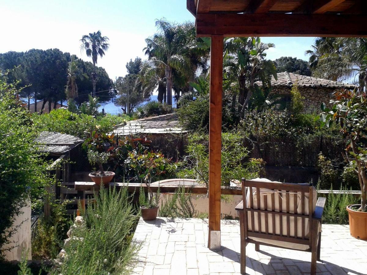 A Due Passi Dal Mare Con Piscina Villa Fontane Bianche Luaran gambar