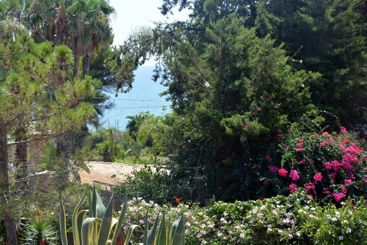 A Due Passi Dal Mare Con Piscina Villa Fontane Bianche Luaran gambar